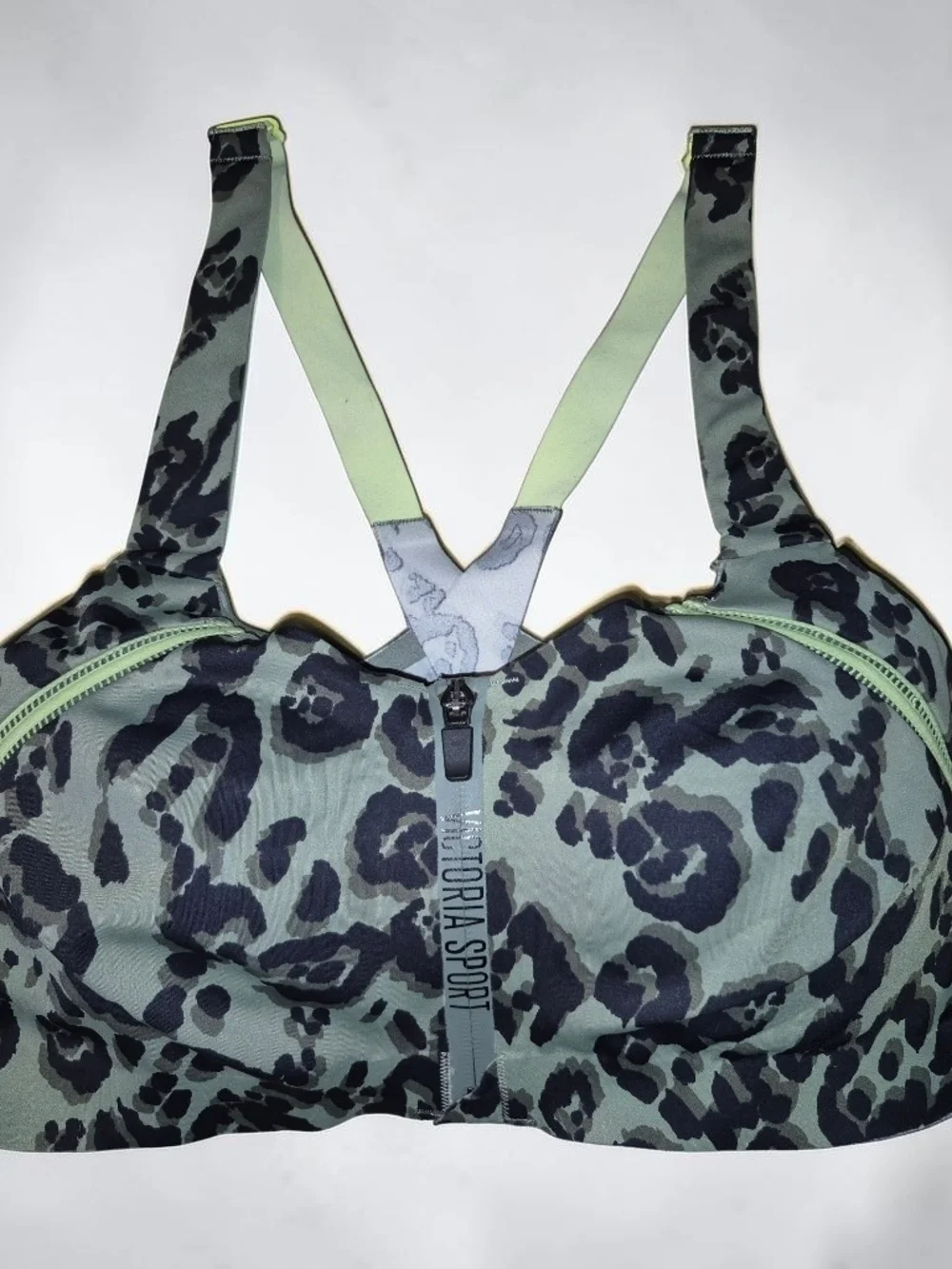Victorias Secret Sport Incredible Knockout Max Sports Bra Leopard Green 38C🔥
